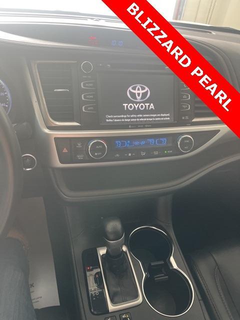 used 2019 Toyota Highlander car, priced at $26,490