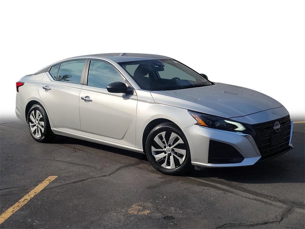 used 2024 Nissan Altima car, priced at $17,000