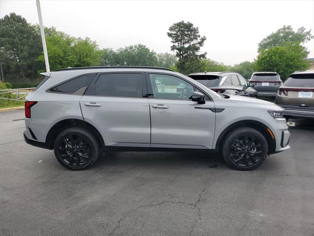 used 2022 Kia Sorento car, priced at $26,297