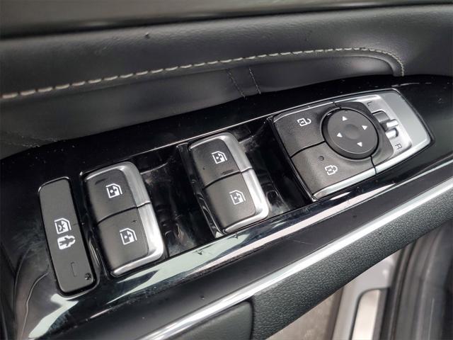 used 2022 Kia Sorento car, priced at $26,297