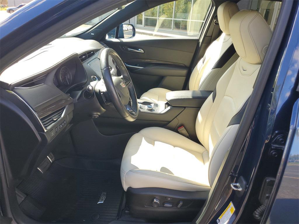 used 2019 Cadillac XT4 car, priced at $20,700