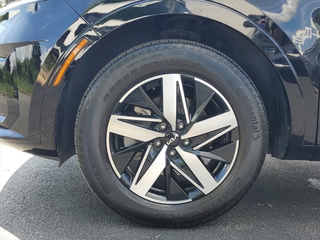 used 2023 Kia Sorento car, priced at $27,577