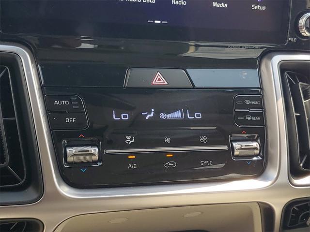 used 2023 Kia Sorento car, priced at $27,577