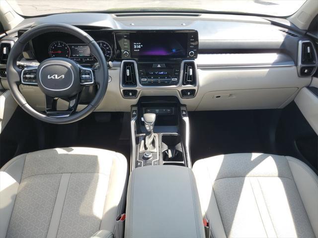 used 2023 Kia Sorento car, priced at $27,577
