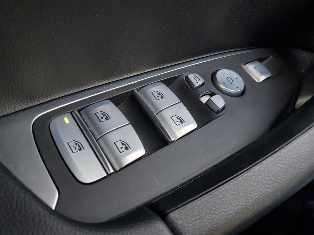 used 2023 BMW X3 car, priced at $28,000