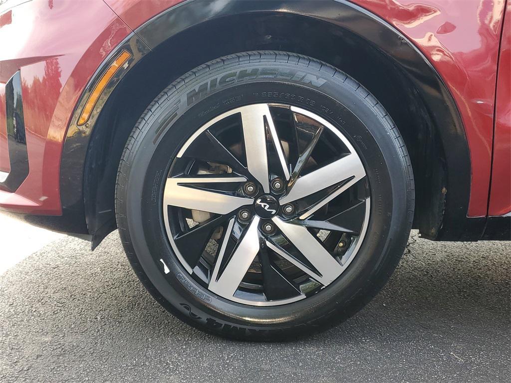 used 2023 Kia Sorento car, priced at $24,157