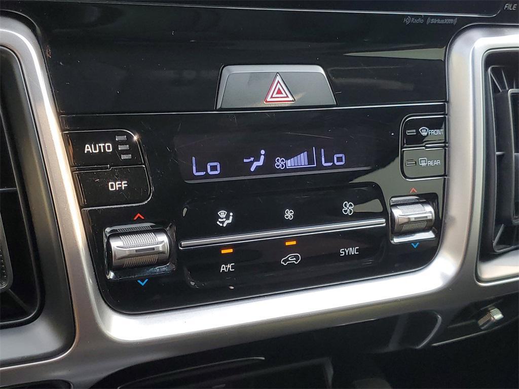 used 2023 Kia Sorento car, priced at $24,157