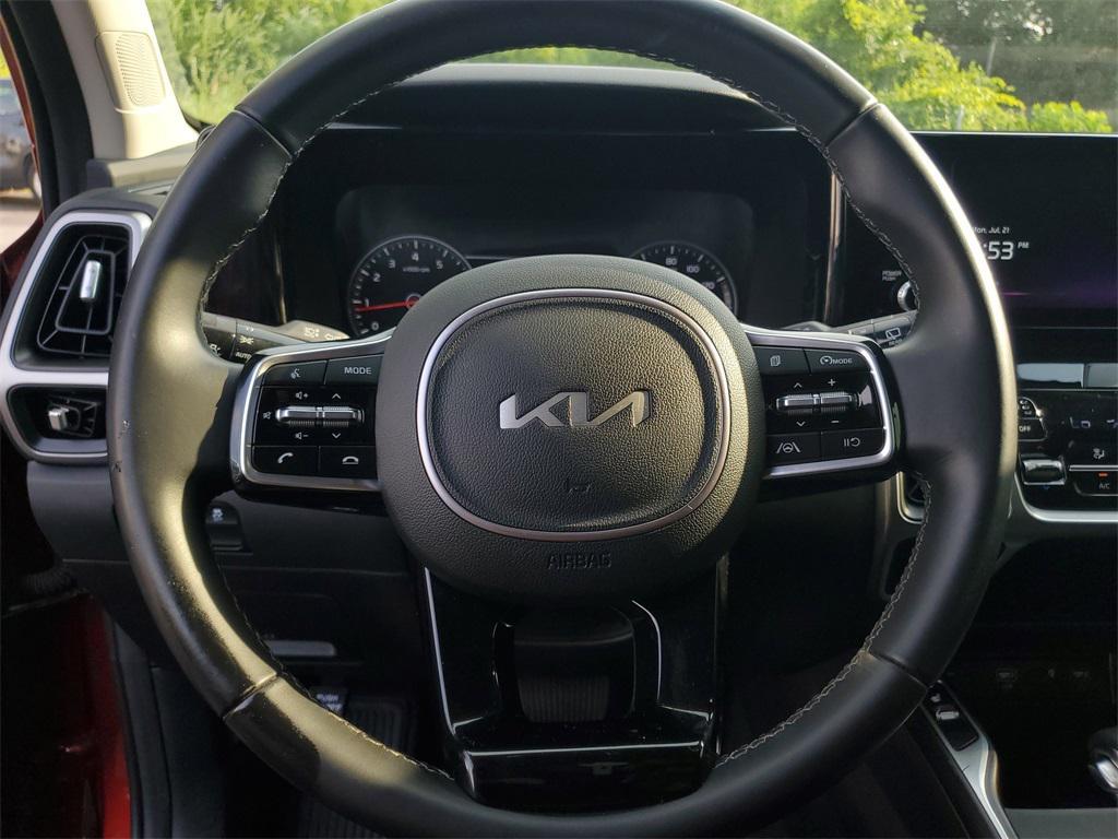 used 2023 Kia Sorento car, priced at $24,157