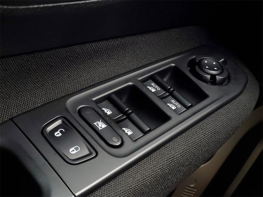 used 2016 Jeep Renegade car, priced at $9,997