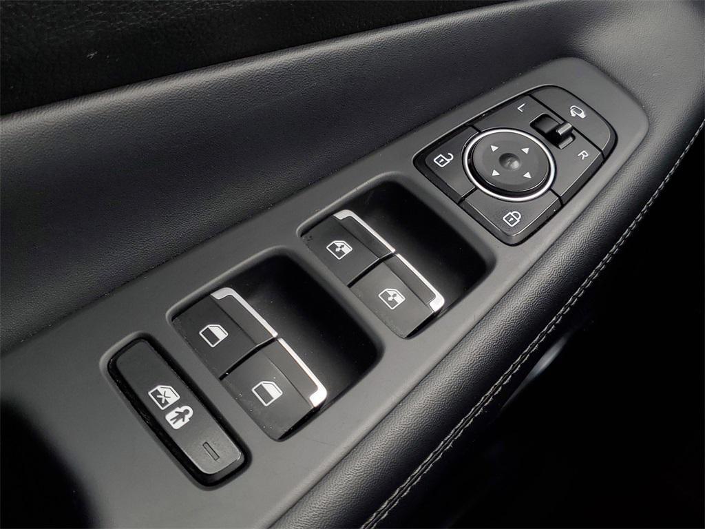 used 2022 Hyundai Santa Fe car, priced at $24,000