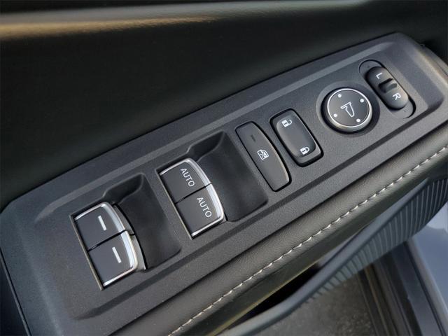 used 2023 Honda Accord Hybrid car, priced at $27,497