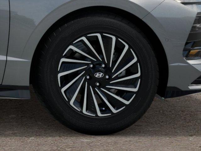 new 2025 Hyundai Sonata Hybrid car, priced at $38,139