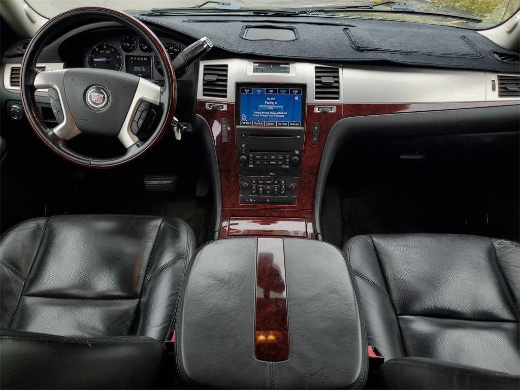 used 2008 Cadillac Escalade EXT car, priced at $14,500