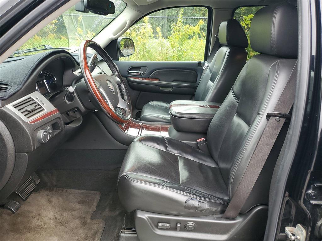 used 2008 Cadillac Escalade EXT car, priced at $14,500