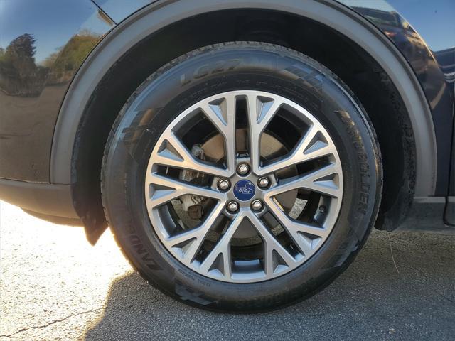 used 2021 Ford Escape car, priced at $18,087