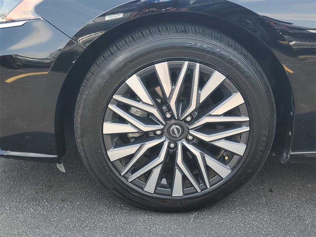 used 2023 Nissan Altima car, priced at $18,687
