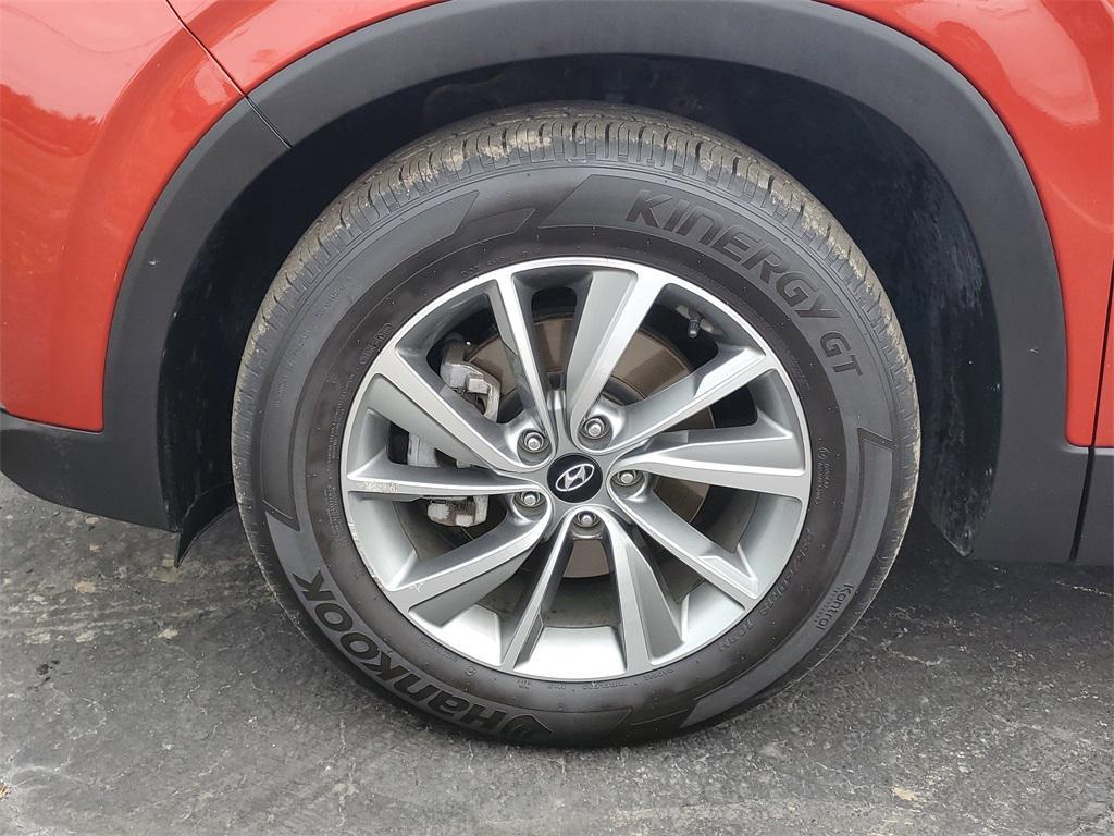 used 2020 Hyundai Santa Fe car, priced at $14,500