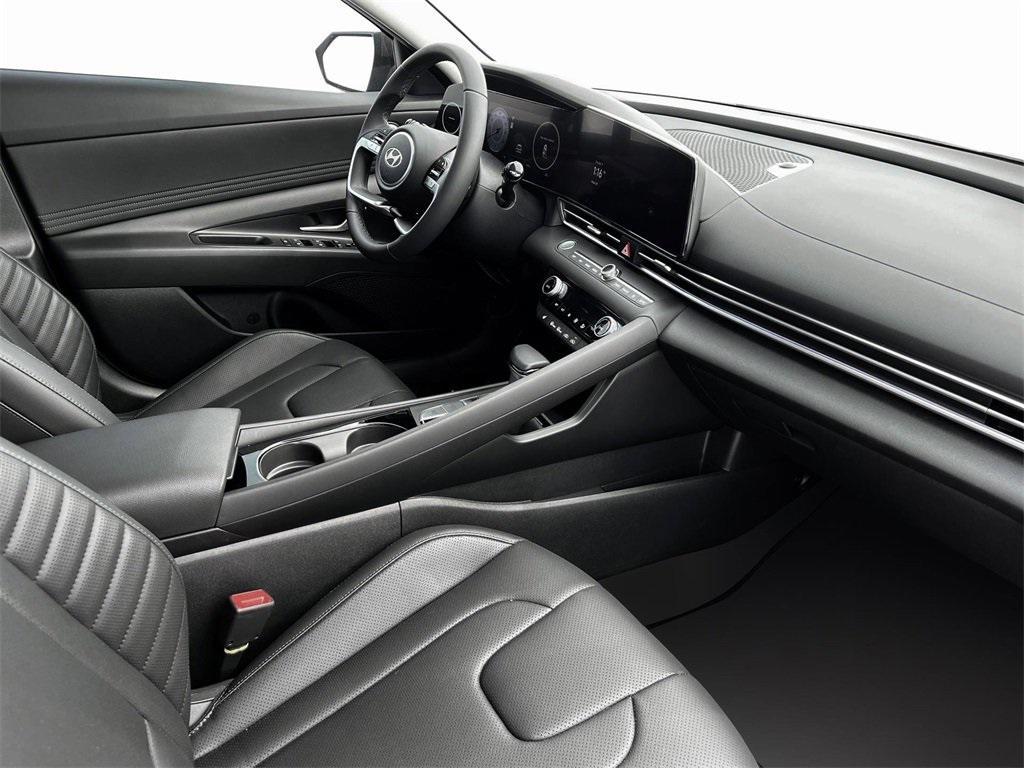new 2025 Hyundai Elantra car, priced at $25,612