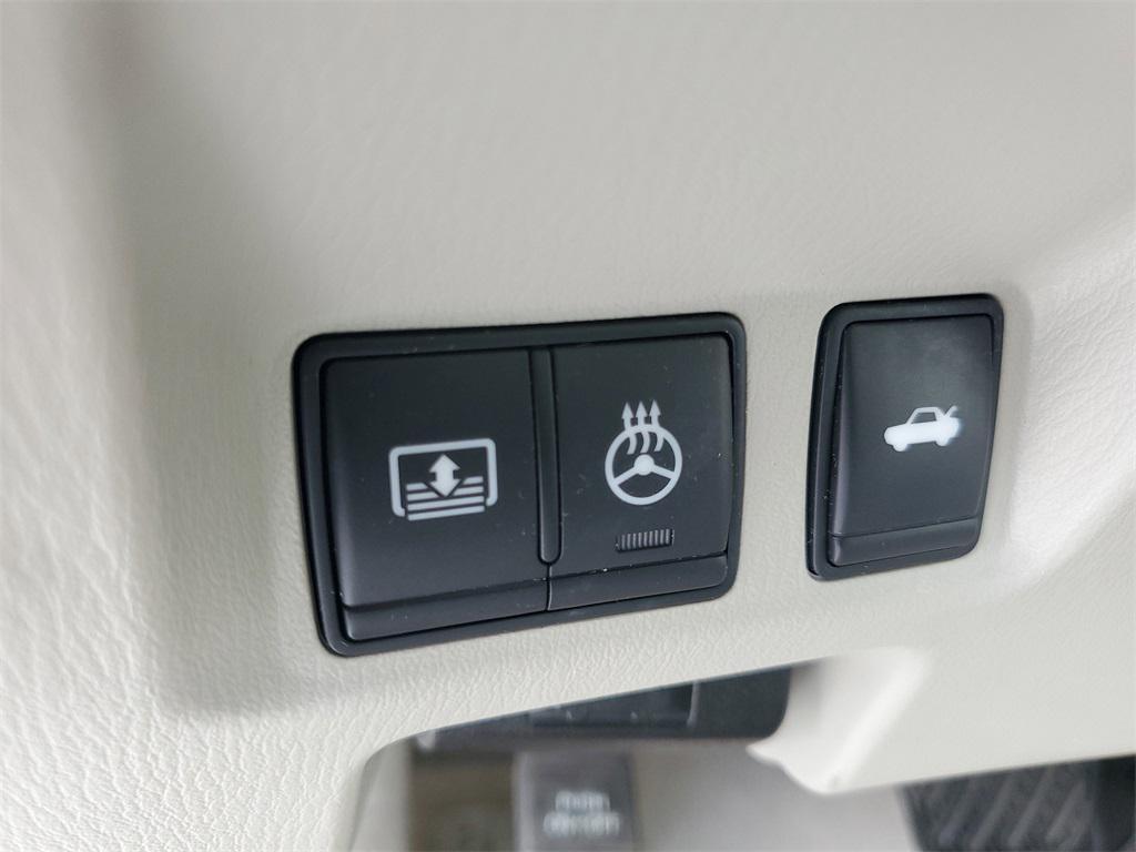used 2019 INFINITI Q70L car, priced at $24,500