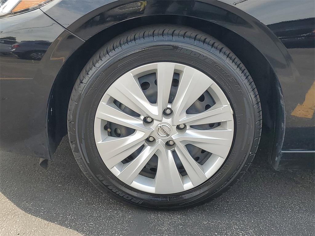 used 2022 Nissan Sentra car, priced at $13,997