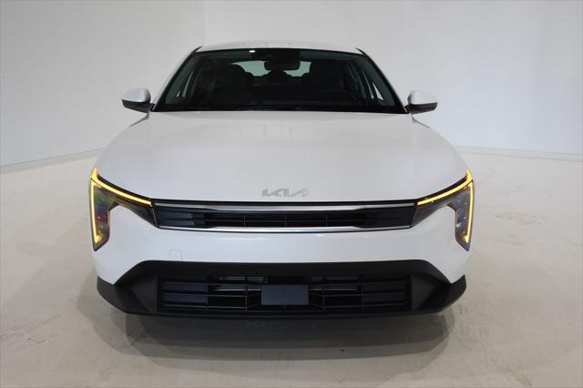 new 2025 Kia K4 car, priced at $23,411