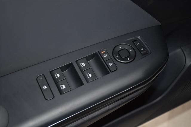 new 2025 Kia K4 car, priced at $23,411