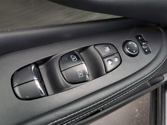 used 2015 Nissan Murano car, priced at $9,997