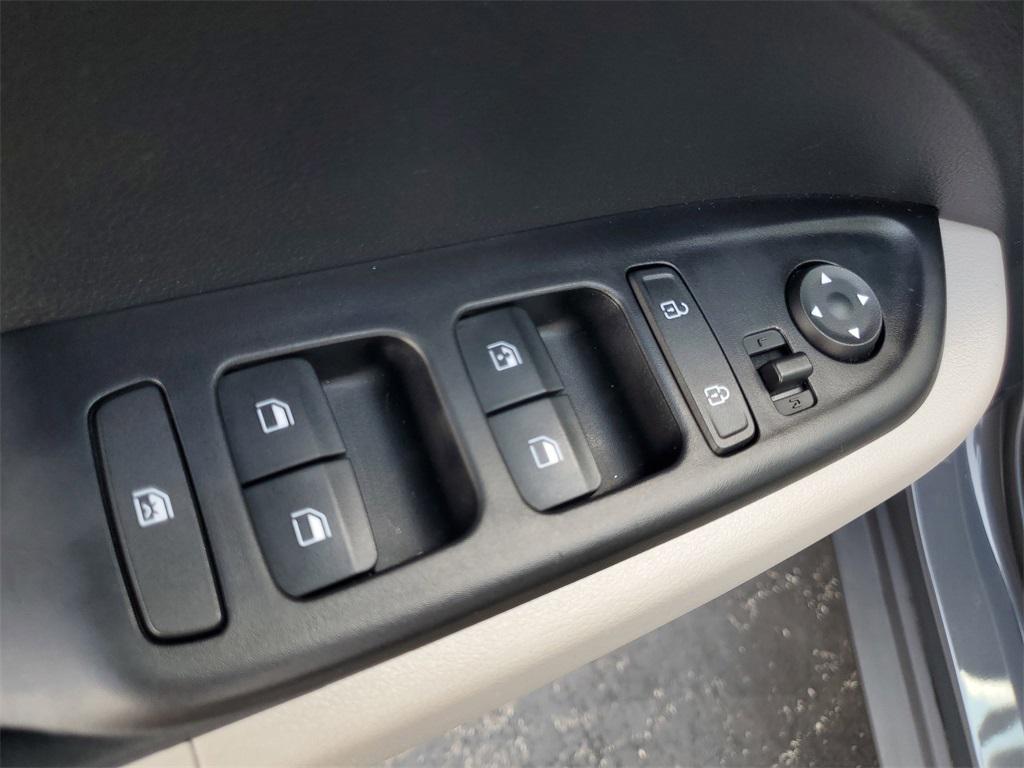 used 2023 Hyundai Venue car, priced at $18,397