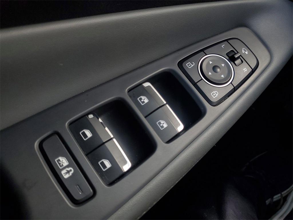 used 2023 Hyundai Santa Fe car, priced at $24,000