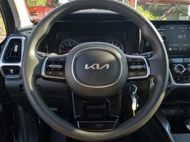 used 2023 Kia Sorento car, priced at $21,697