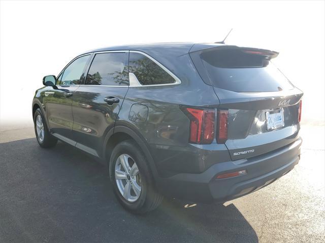 used 2023 Kia Sorento car, priced at $21,697