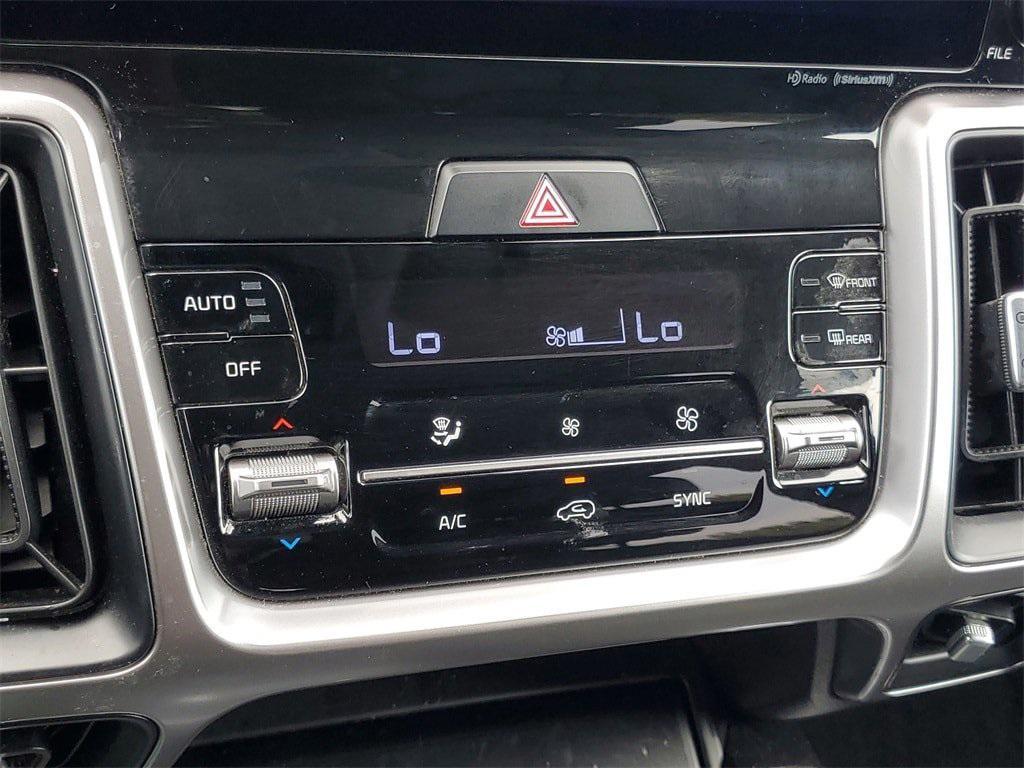 used 2023 Kia Sorento car, priced at $27,997