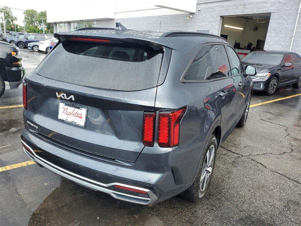 used 2023 Kia Sorento car, priced at $27,997