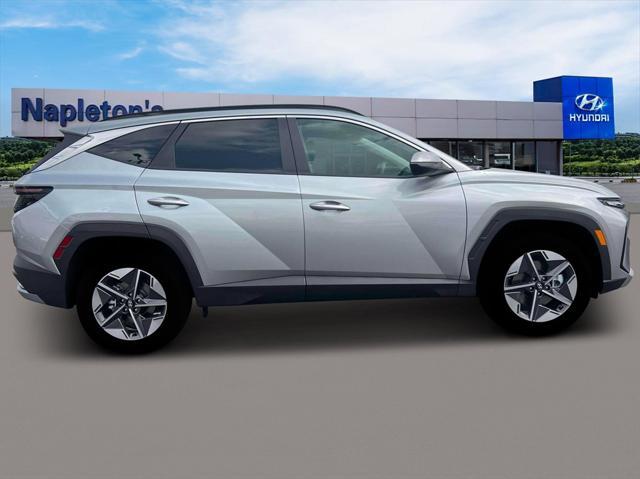 new 2025 Hyundai Tucson Hybrid car, priced at $36,813