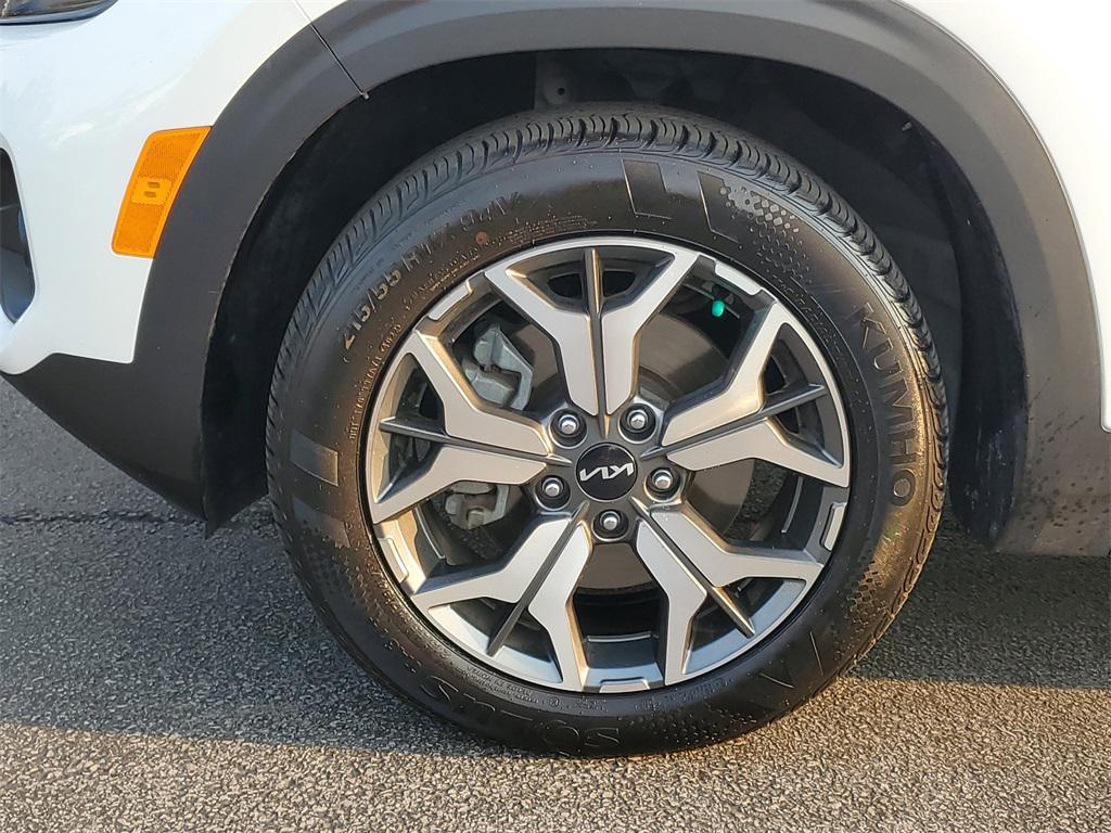 used 2023 Kia Seltos car, priced at $21,847