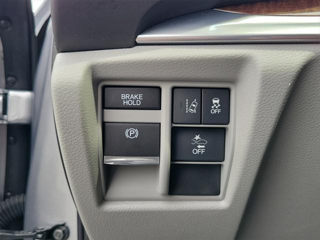 used 2017 Acura MDX car, priced at $22,947