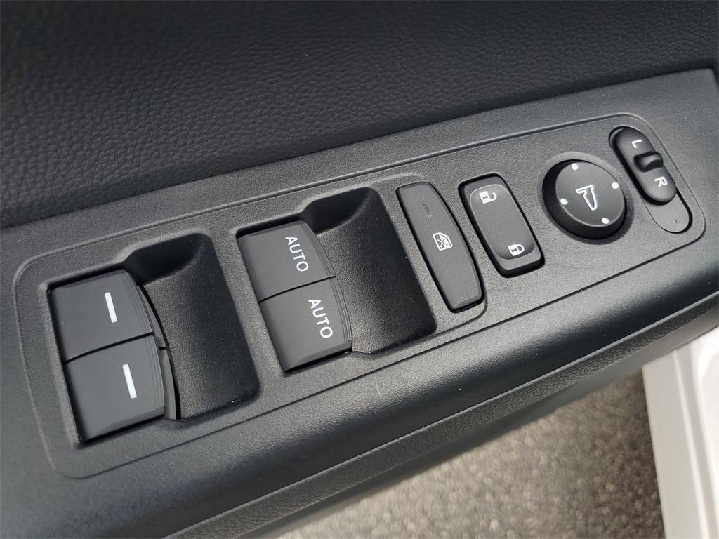 used 2025 Honda CR-V car, priced at $30,497