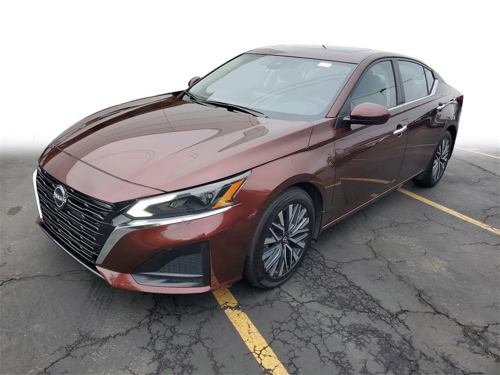 used 2023 Nissan Altima car, priced at $17,997