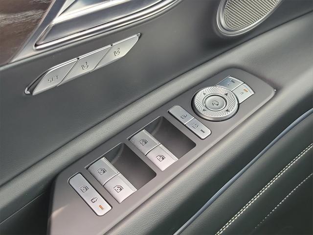 used 2021 Genesis GV80 car, priced at $43,897