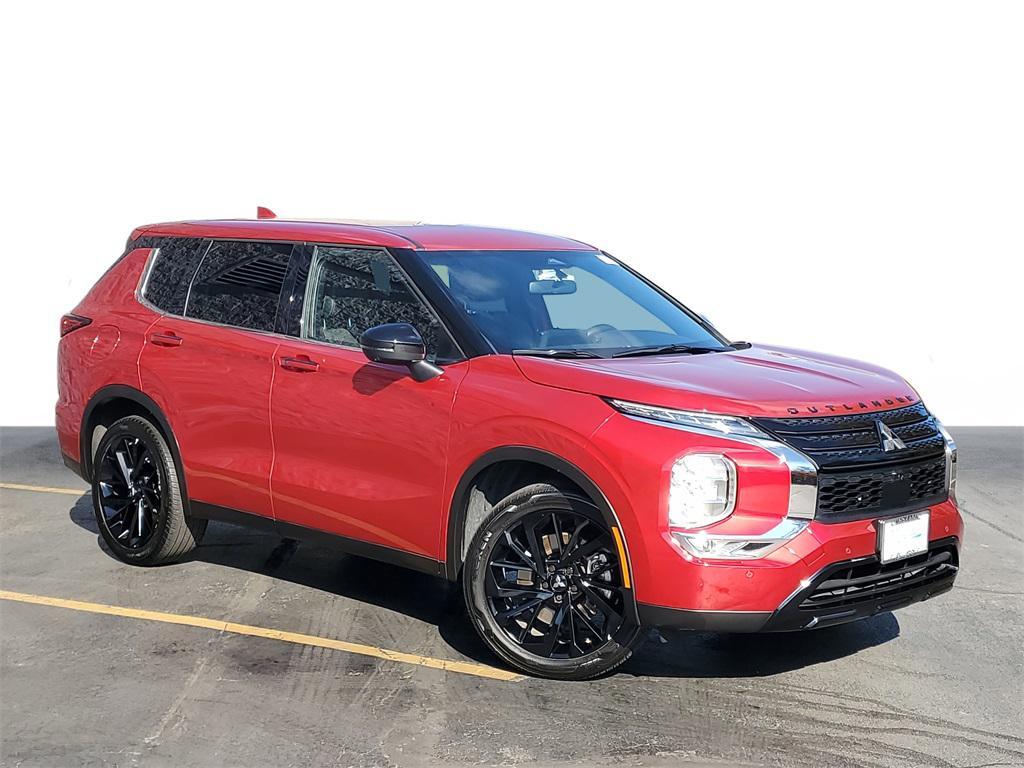 used 2023 Mitsubishi Outlander car, priced at $21,700