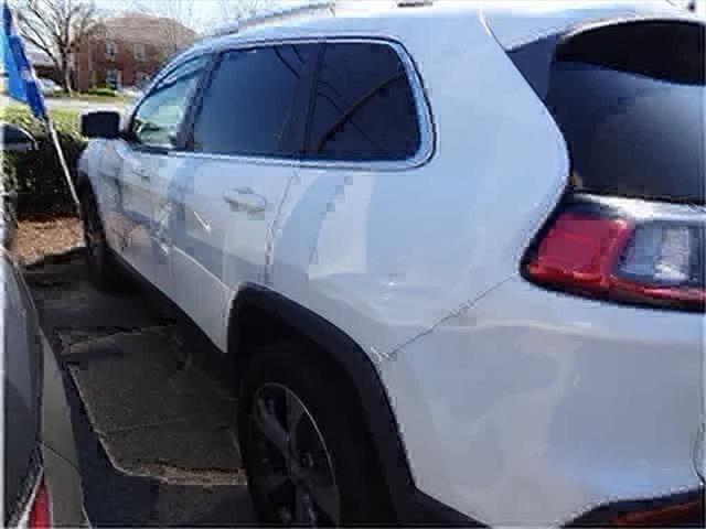 used 2019 Jeep Cherokee car, priced at $17,594