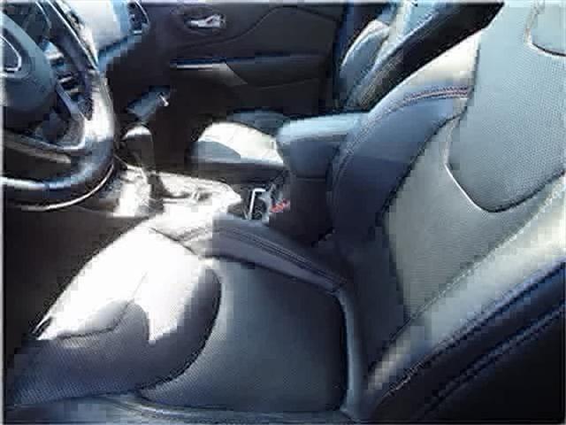 used 2019 Jeep Cherokee car, priced at $17,594