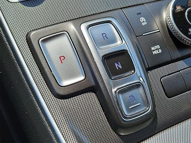 used 2022 Hyundai Santa Fe car, priced at $25,480