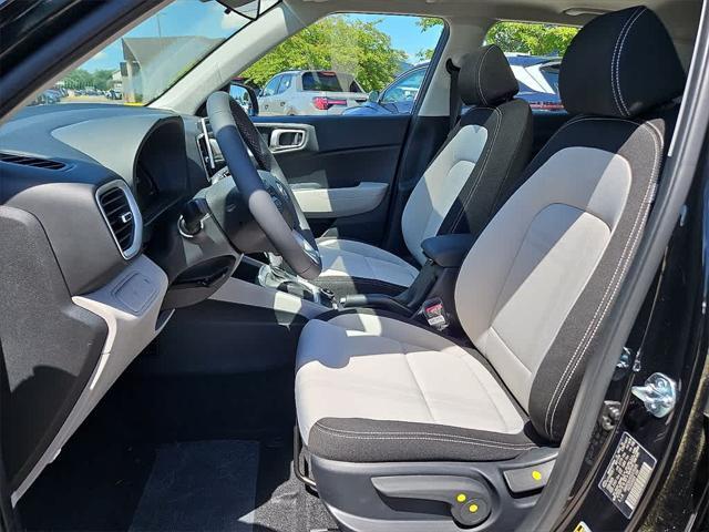 new 2025 Hyundai Venue car, priced at $22,966