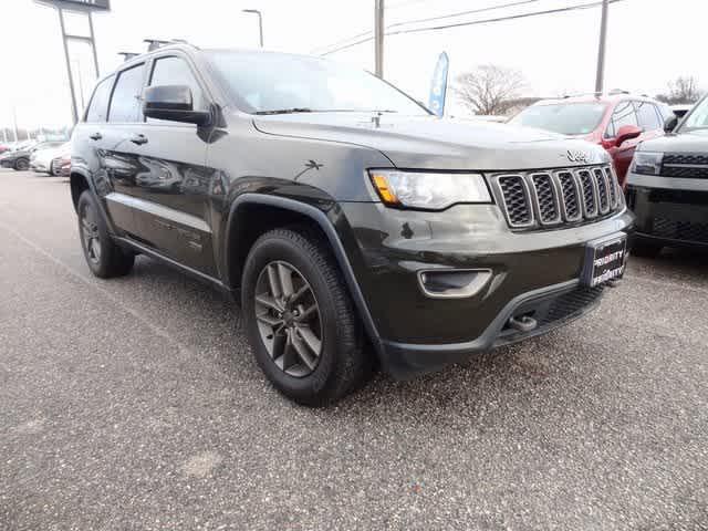 used 2016 Jeep Grand Cherokee car, priced at $15,592