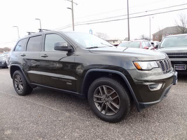 used 2016 Jeep Grand Cherokee car, priced at $15,592