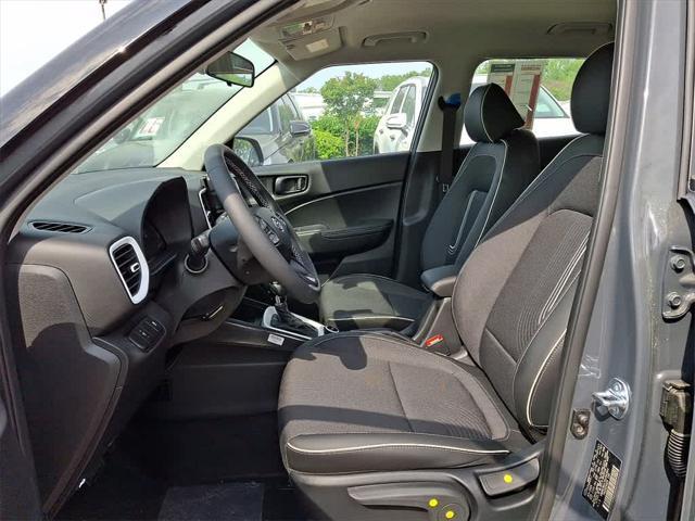 new 2025 Hyundai Venue car, priced at $24,673
