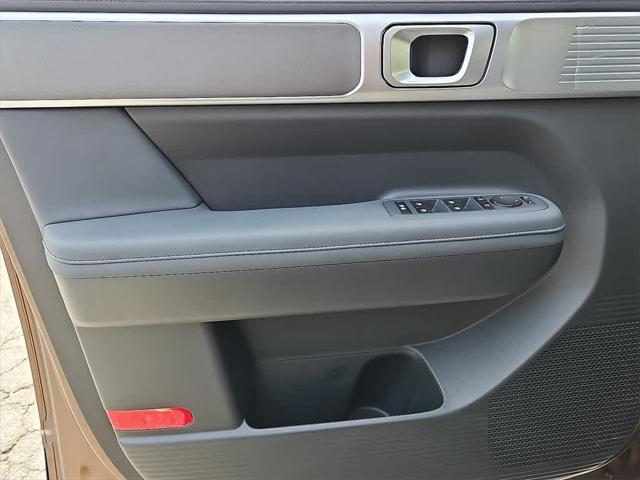 new 2025 Hyundai Santa Fe car, priced at $40,538