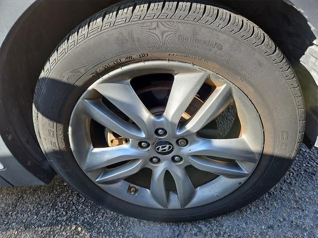 used 2013 Hyundai Santa Fe car, priced at $10,080
