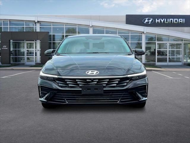 new 2025 Hyundai Elantra car, priced at $27,777